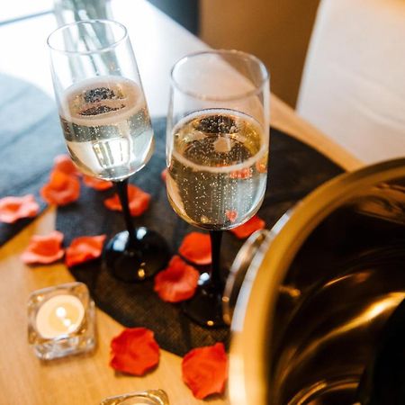 La Suite Romantique Avec Jacuzzi Au Coeur De Perpinhã Exterior foto