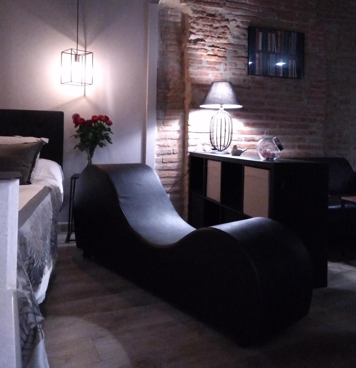 La Suite Romantique Avec Jacuzzi Au Coeur De Perpinhã Exterior foto